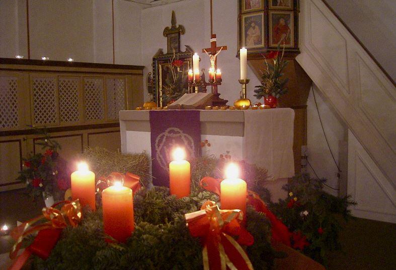 Adventskranz in der Rimbacher Kirche